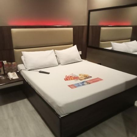 Hotel Sogo Pasay Wood Street Luaran gambar