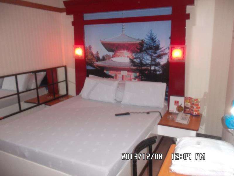 Hotel Sogo Pasay Wood Street Luaran gambar