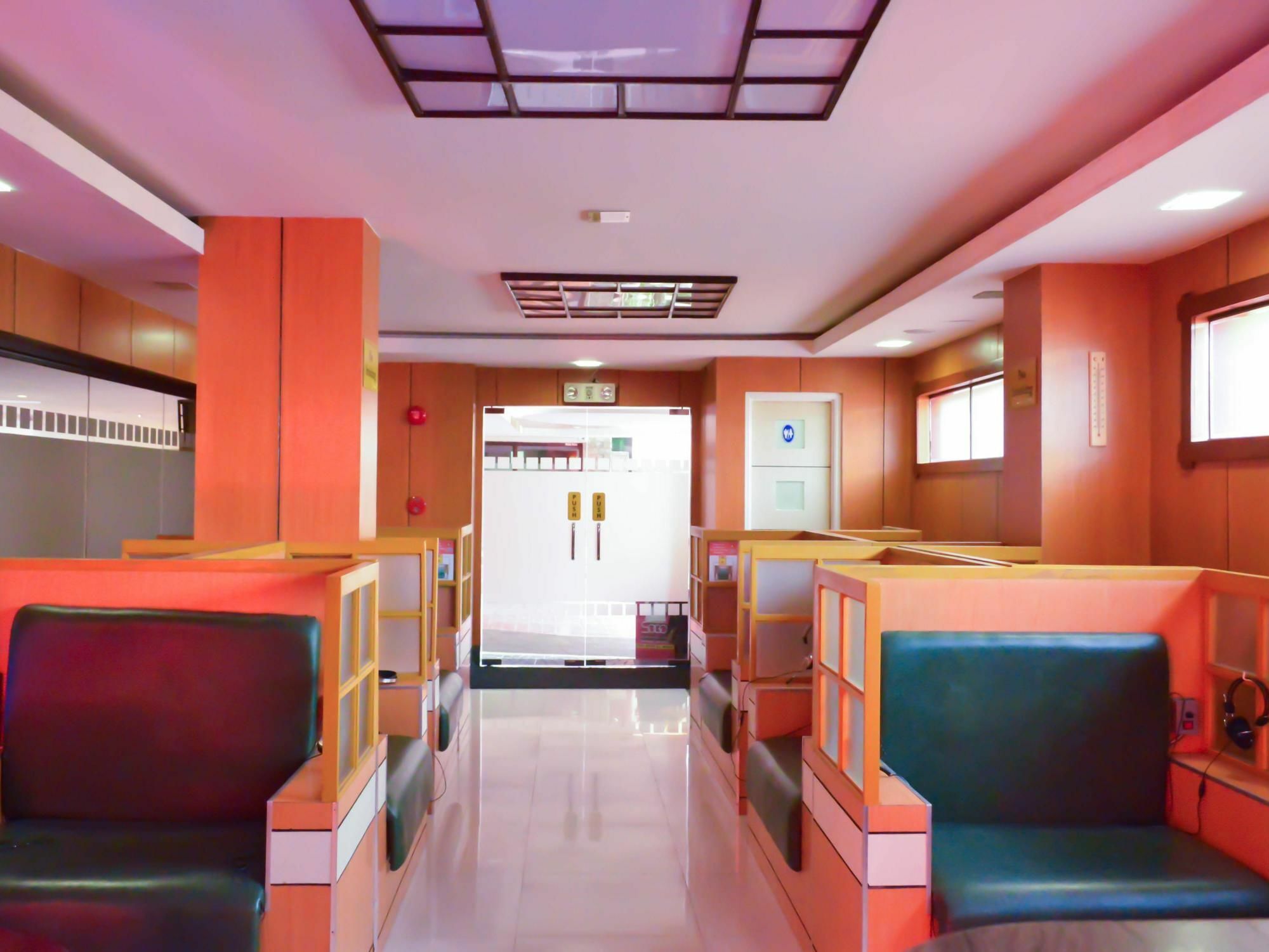 Hotel Sogo Pasay Wood Street Luaran gambar