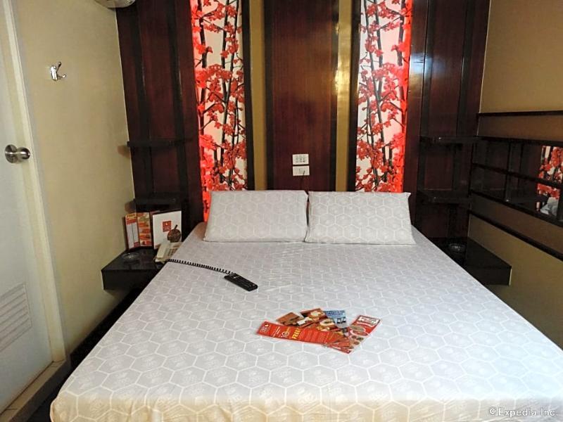 Hotel Sogo Pasay Wood Street Luaran gambar